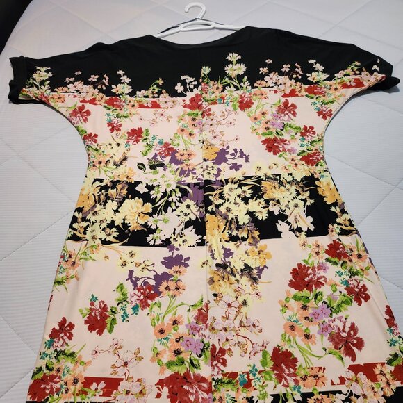 Colorful Flower Print Dress on Black Background - Picture 7 of 8